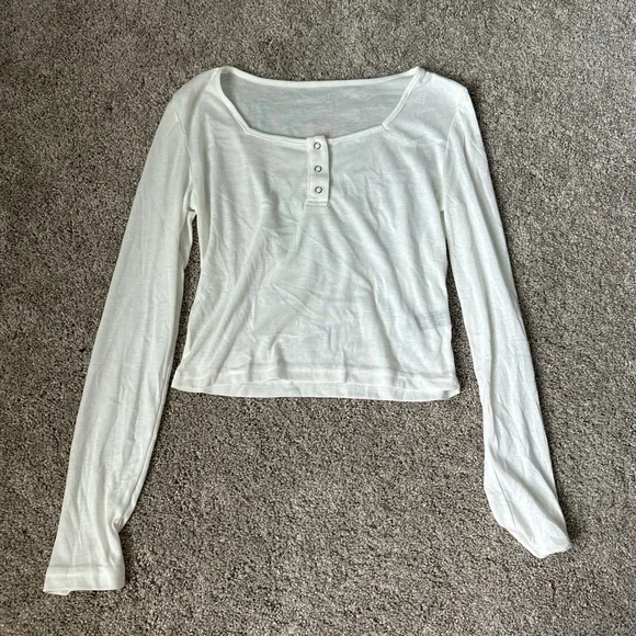 White Long Sleeve Women's Top - Picture 1 of 1